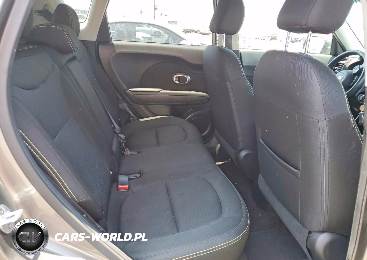 2016 Kia Soul + VIN:KNDJP3A58G7335990 - 11
