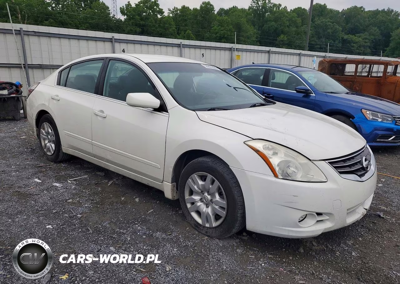 2010 Nissan Altima Base VIN:1N4AL2AP8AC181518 - 4