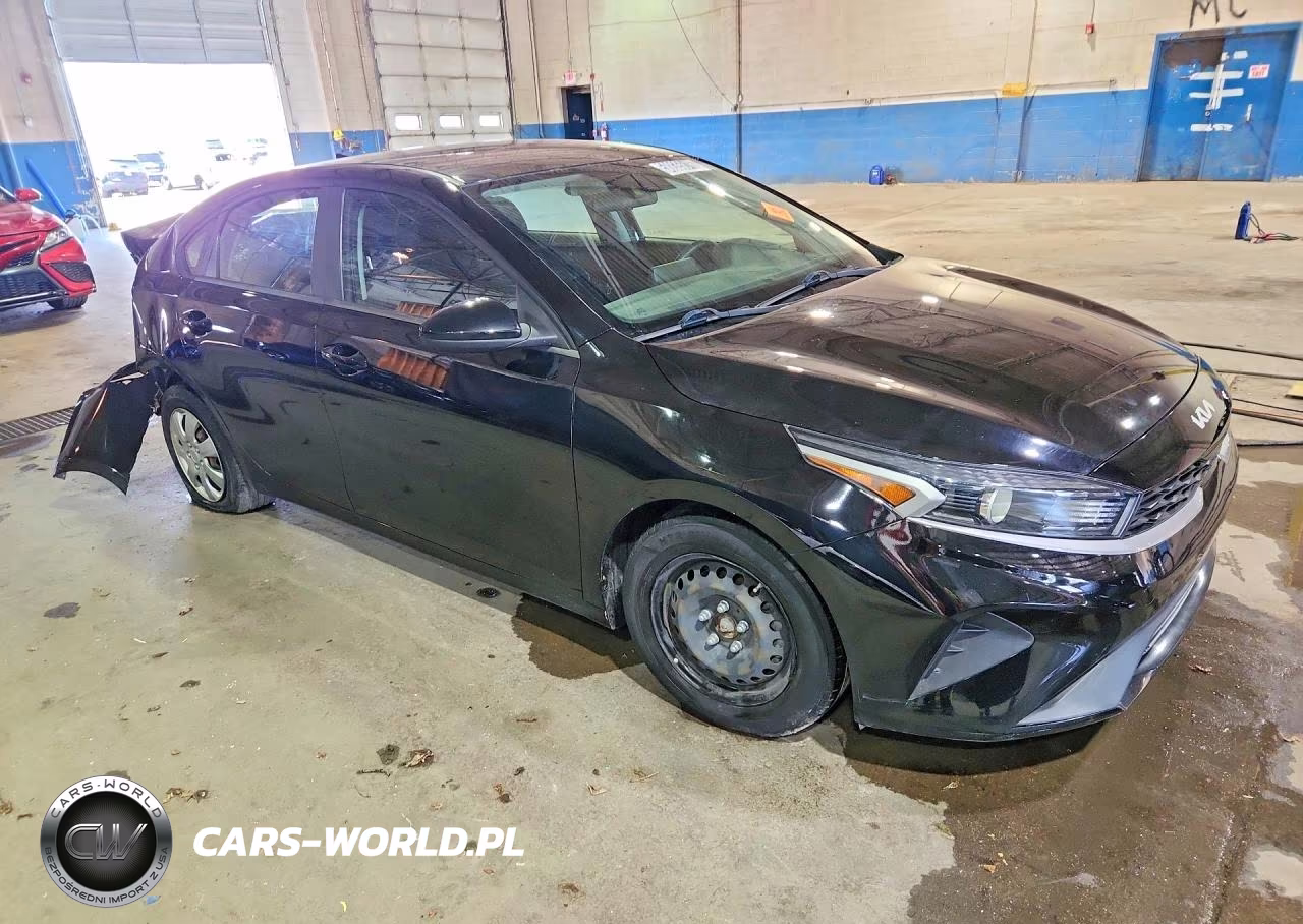 2022 Kia Forte Fe VIN:3KPF24AD5NE427802 - 4