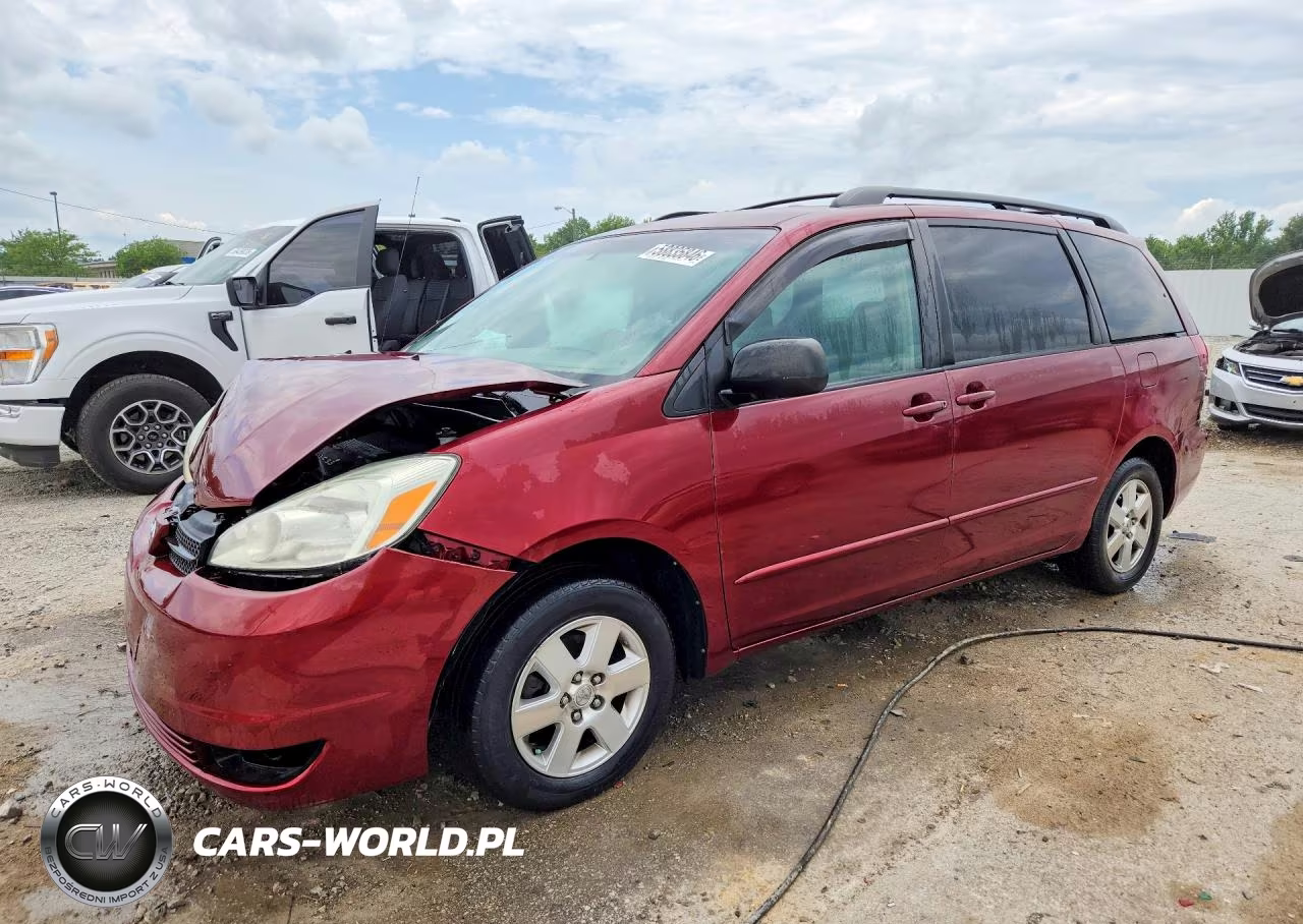 2004 Toyota Sienna Le 7 Passenger