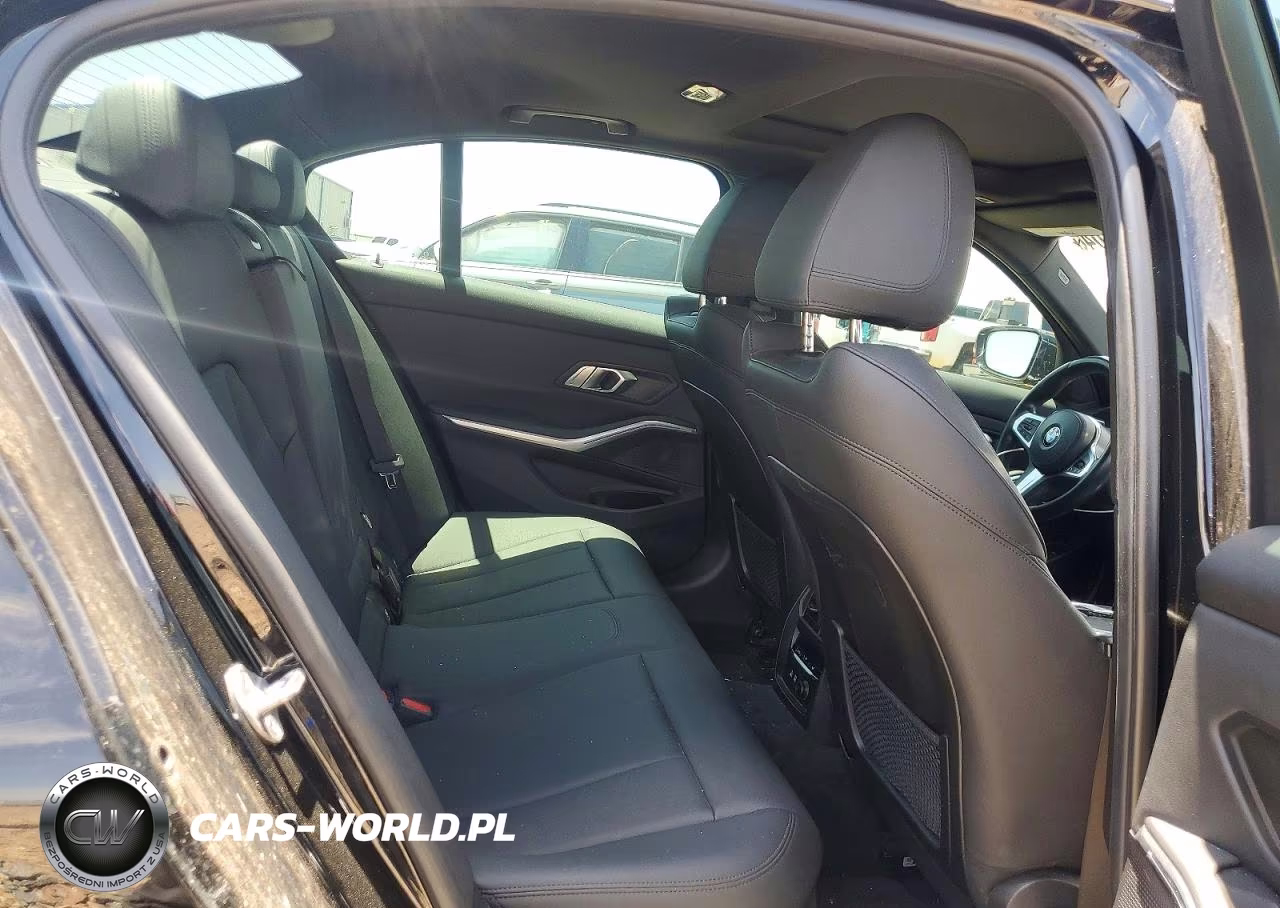 2020 BMW 330I VIN:3MW5R1J08L8B32026 - 10