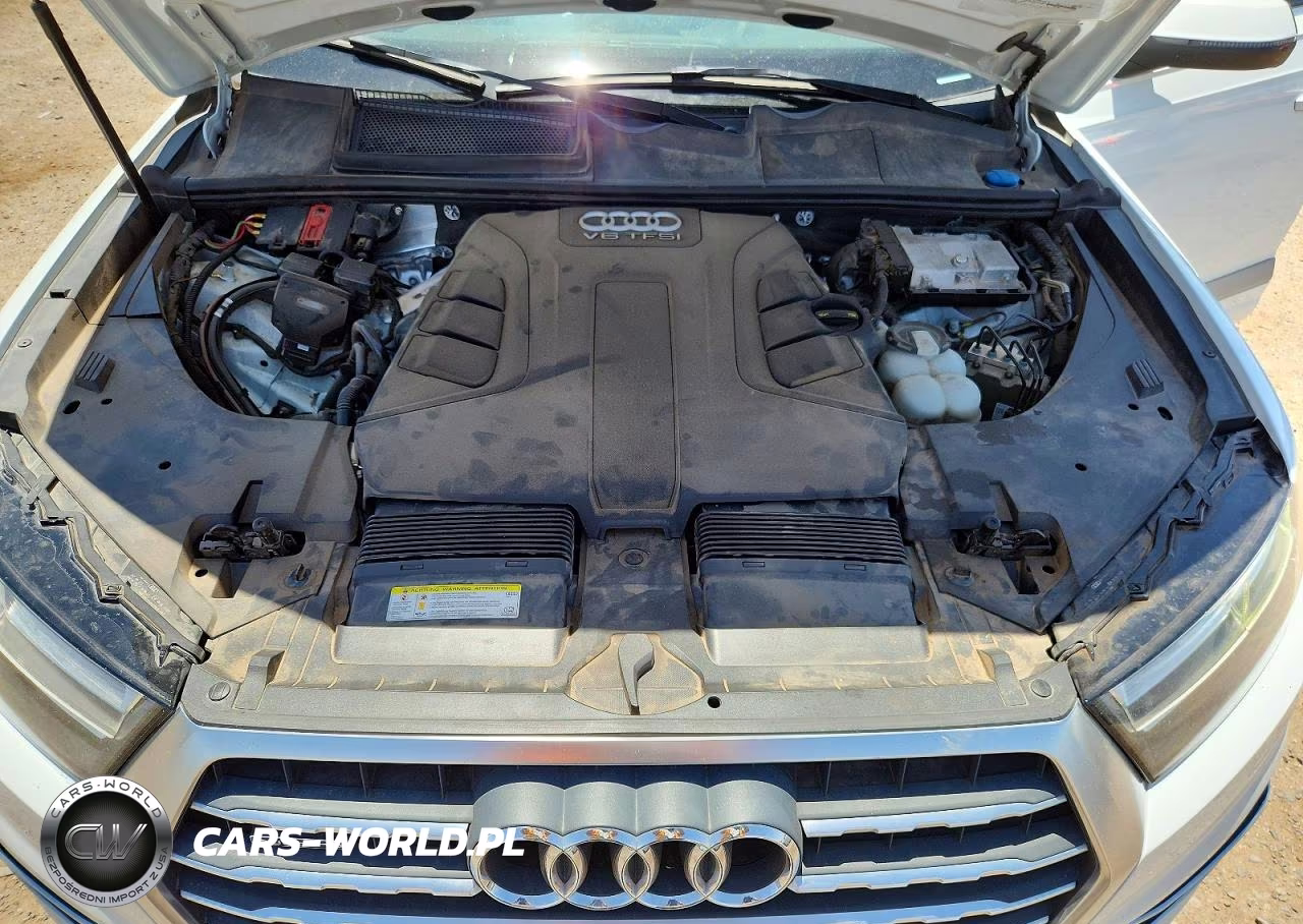 2017 Audi Q7 Premium Plus VIN:WA1LAAF73HD057683 - 11