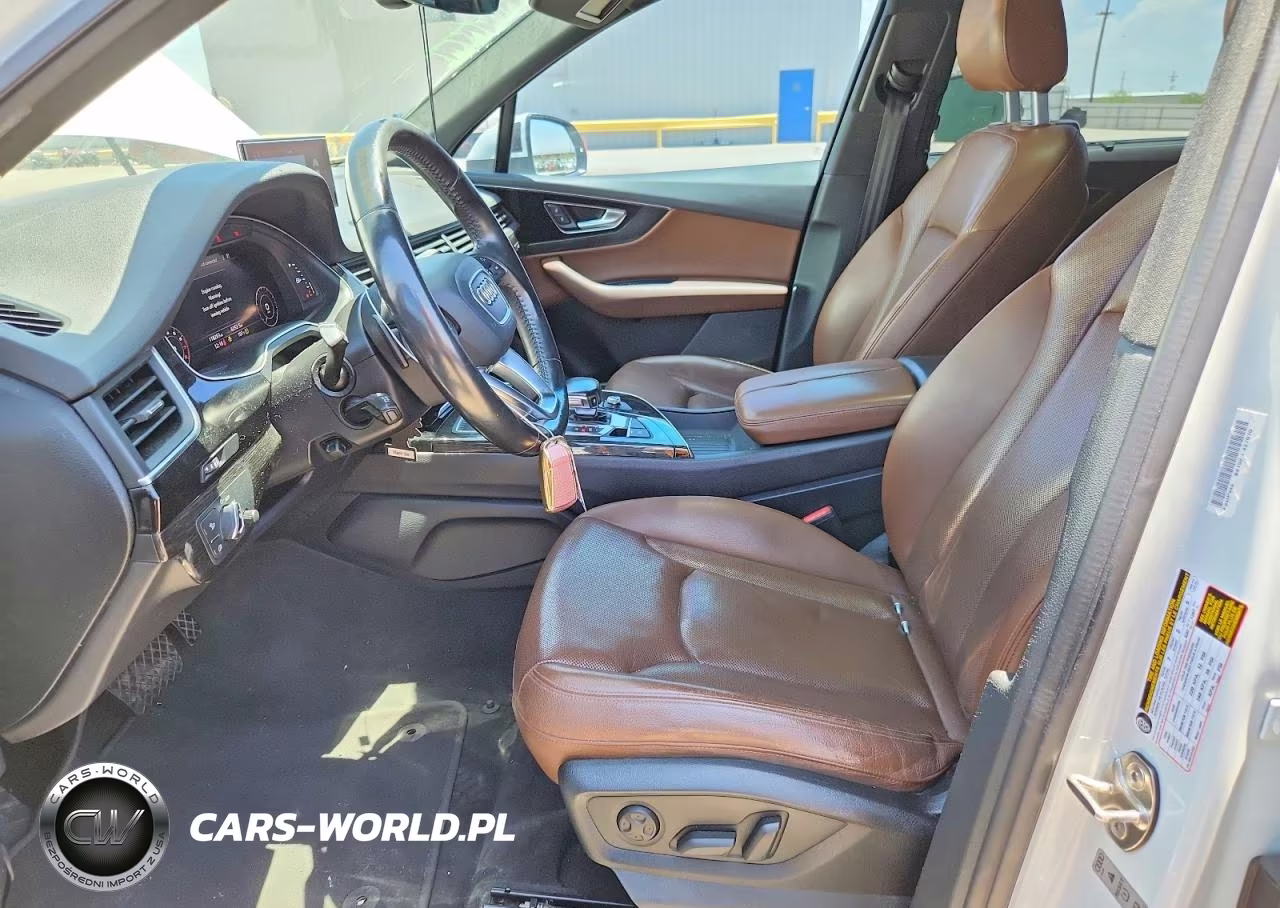 2017 Audi Q7 Premium Plus VIN:WA1LAAF73HD057683 - 7