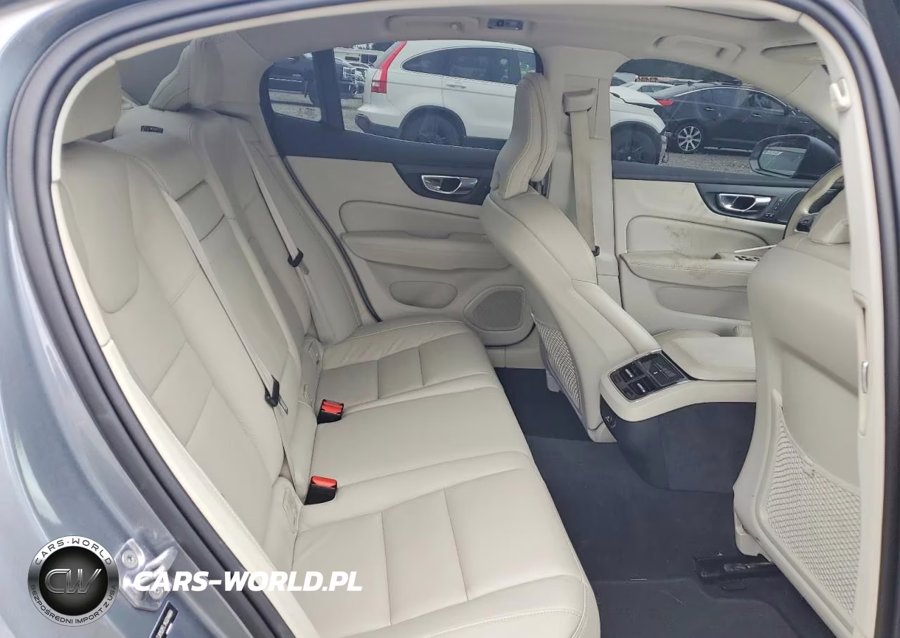 2019 Volvo S60 T5 Inscription VIN:7JR102FL1KG014664 - 10