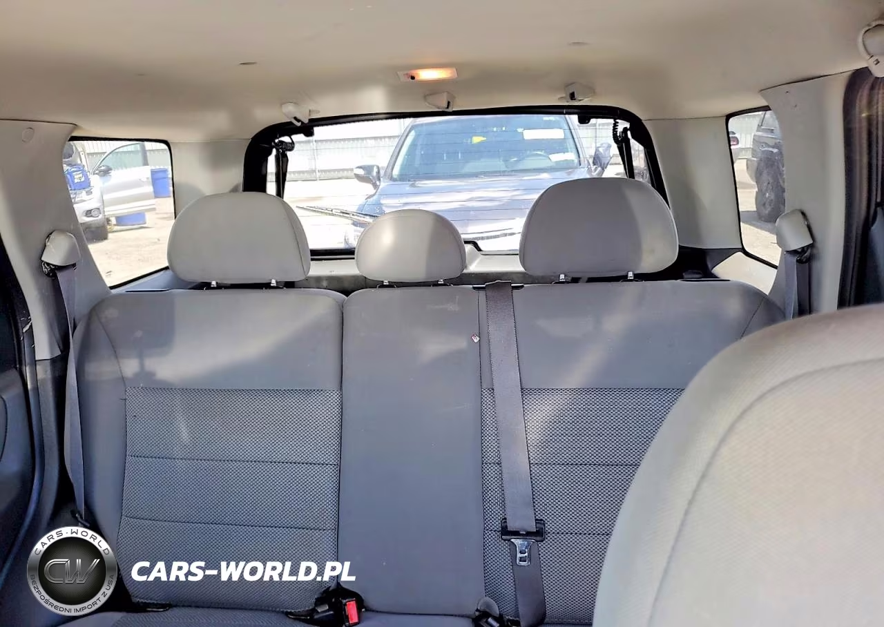 2005 Ford Escape Xlt VIN:1FMYU93175KD99593 - 10