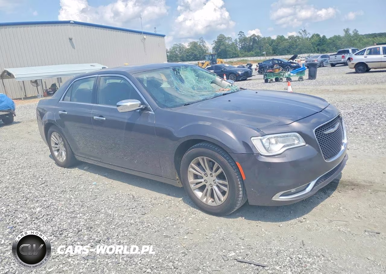 2016 Chrysler 300C VIN:2C3CCAEG1GH151858 - 4