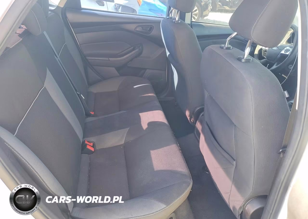 2012 Ford Focus Se VIN:1FAHP3F21CL347791 - 10