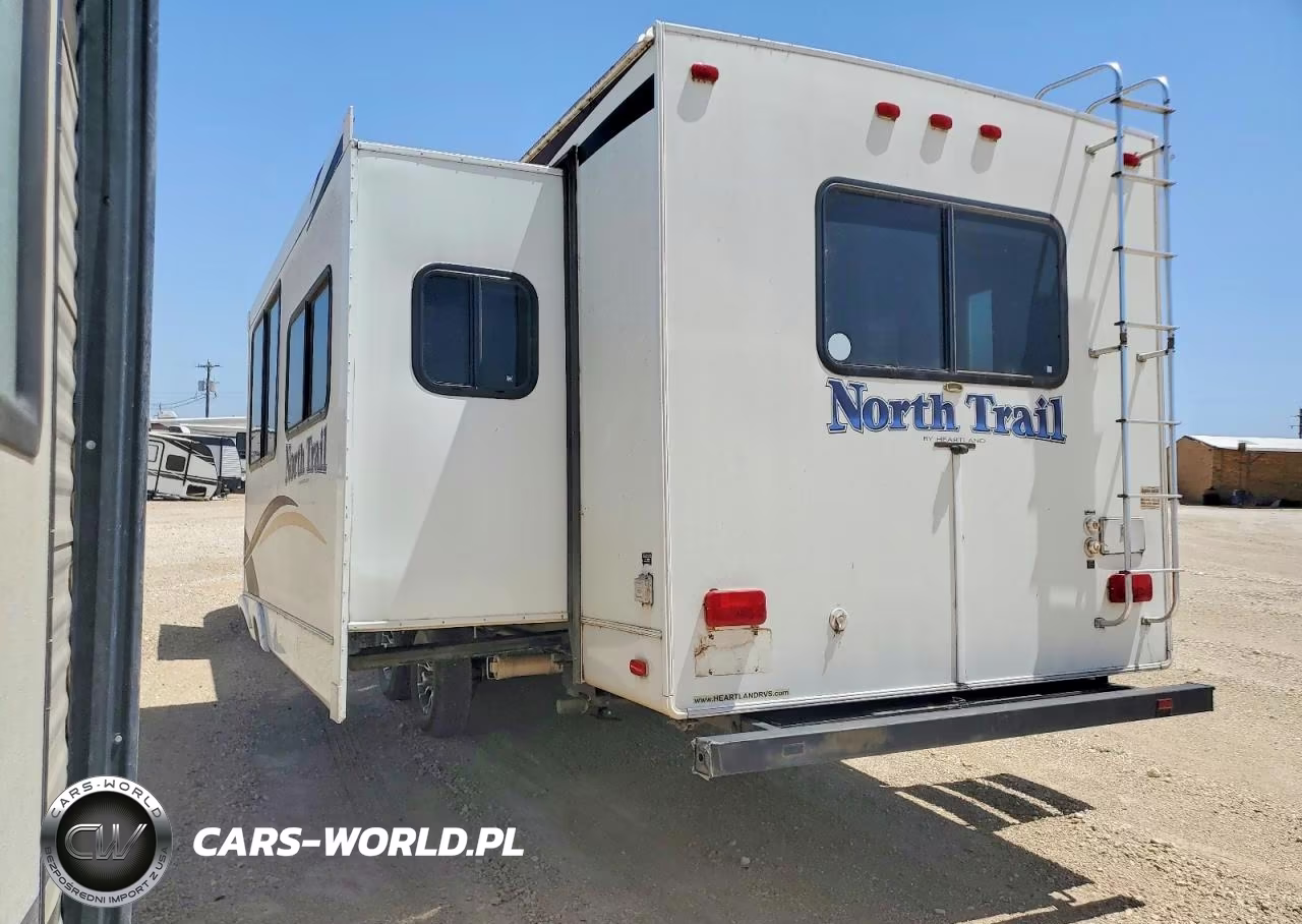 2012 Heartland North Trail Camper VIN:5SFNB3421CE238764 - 3