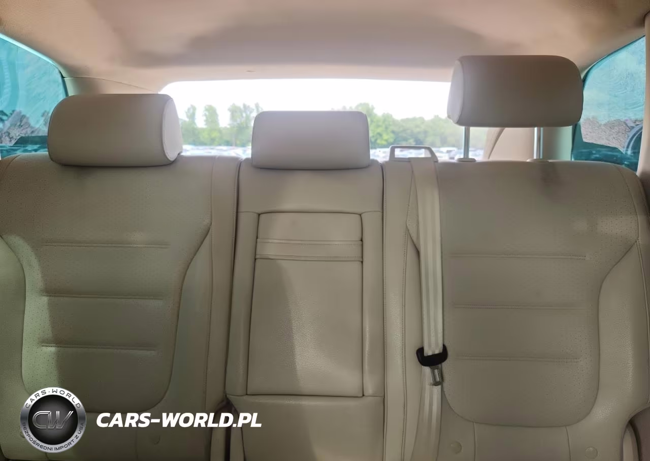 2012 Volkswagen Touareg V6 Tdi VIN:WVGEK9BP3CD006821 - 10