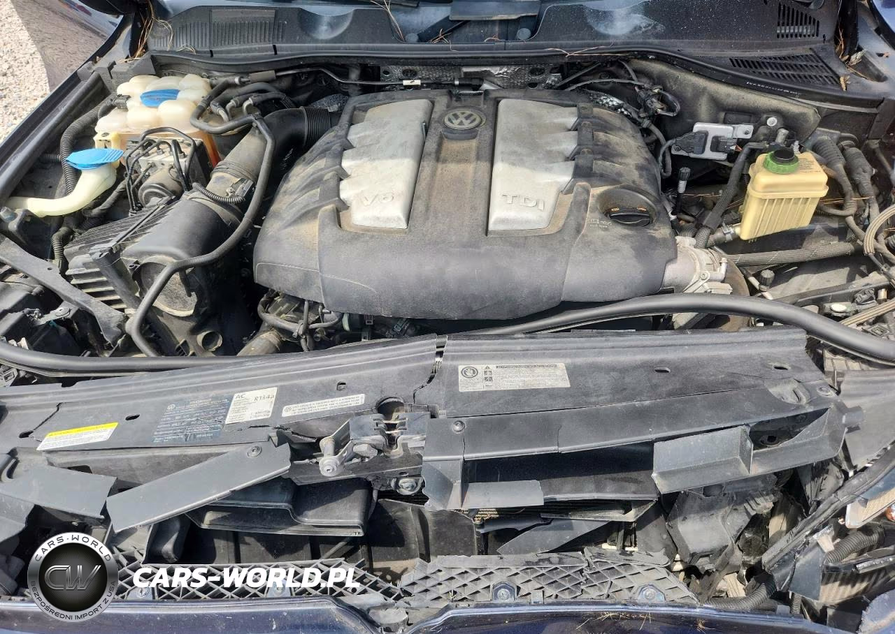 2012 Volkswagen Touareg V6 Tdi VIN:WVGEK9BP3CD006821 - 12
