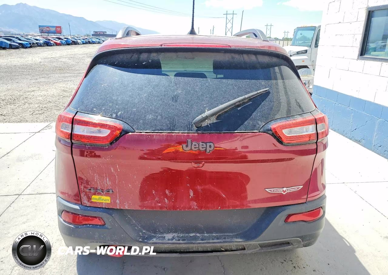 2016 Jeep Cherokee Trailhawk VIN:1C4PJMBB0GW326471 - 6