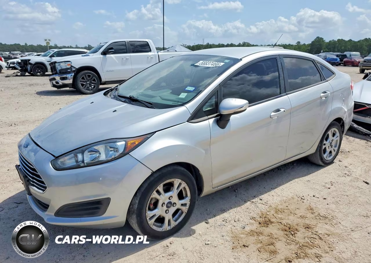 2015 Ford Fiesta Se – zdjęcie 1 z 13