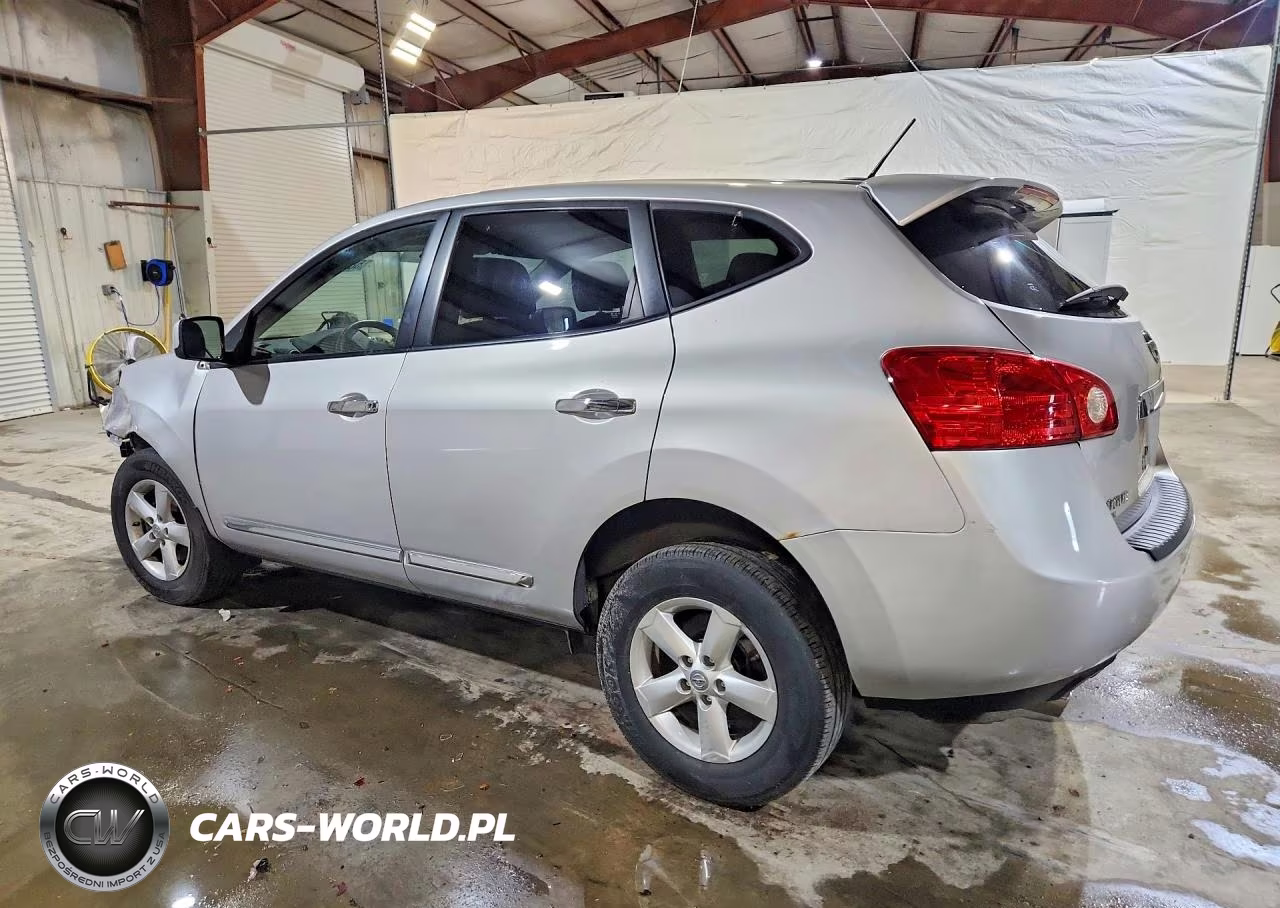 2013 Nissan Rogue S VIN:JN8AS5MV1DW608943 - 2