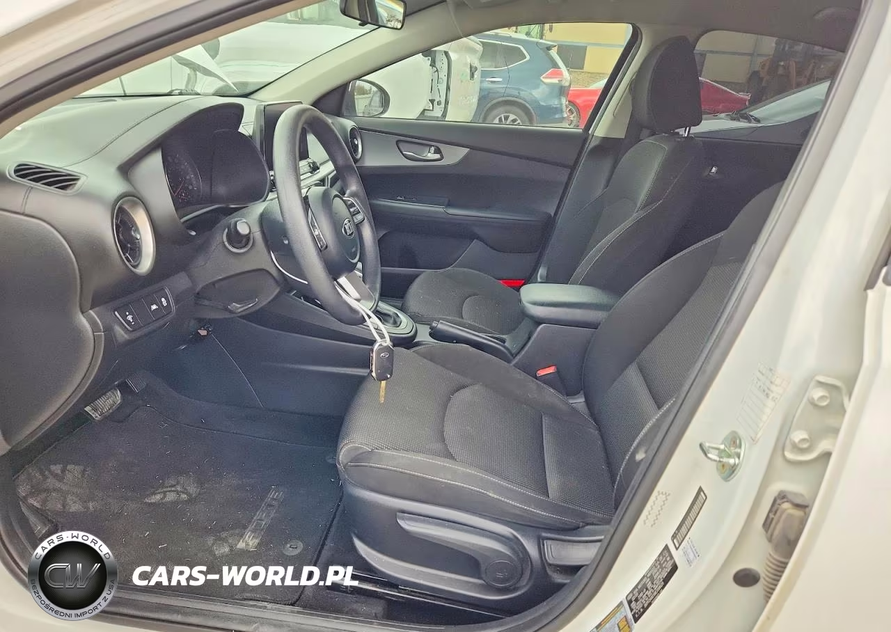 2021 Kia Forte Lxs VIN:3KPF24AD1ME338629 - 7
