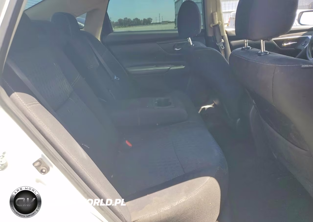 2016 Nissan Altima 2.5 S VIN:1N4AL3AP3GN333711 - 10