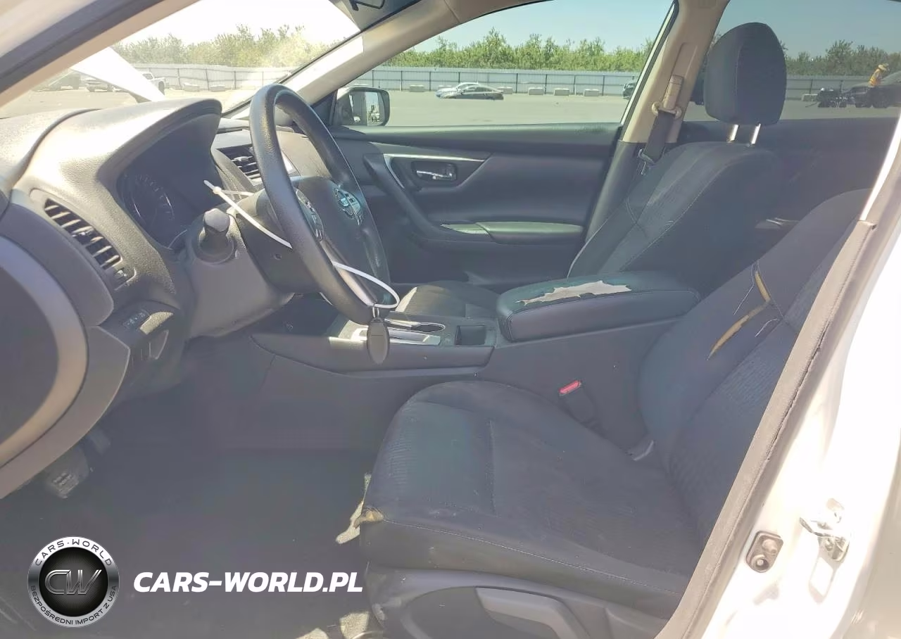 2016 Nissan Altima 2.5 S VIN:1N4AL3AP3GN333711 - 7