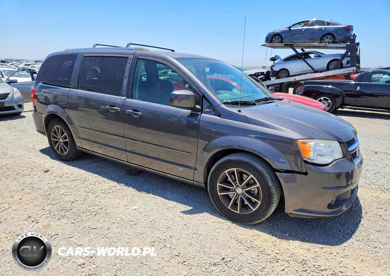 2017 Dodge Grand Caravan Sxt VIN:2C4RDGCG0HR581045 - 4