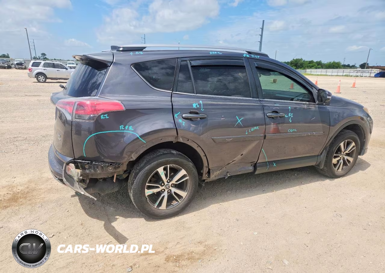 2017 Toyota Rav4 Xle VIN:JTMRFREV6HJ133740 - 3