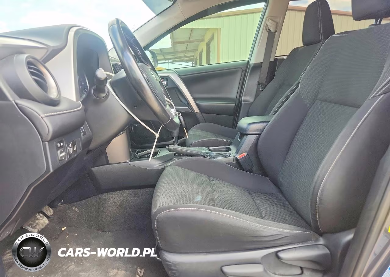 2017 Toyota Rav4 Xle VIN:JTMRFREV6HJ133740 - 7