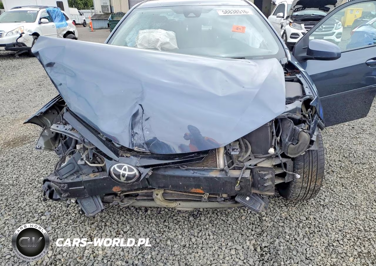2018 Toyota Corolla Le VIN:2T1BURHE2JC005600 - 11