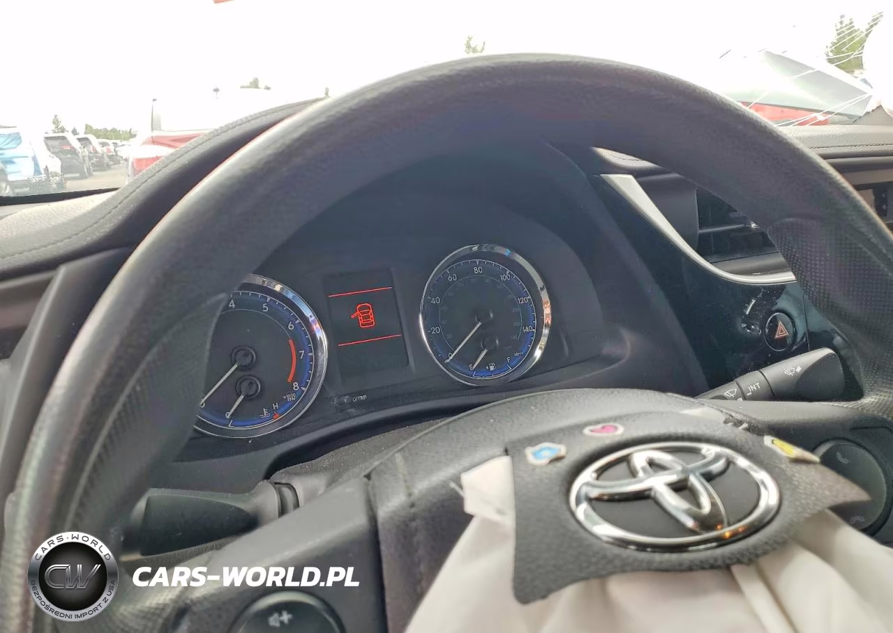 2018 Toyota Corolla Le VIN:2T1BURHE2JC005600 - 9