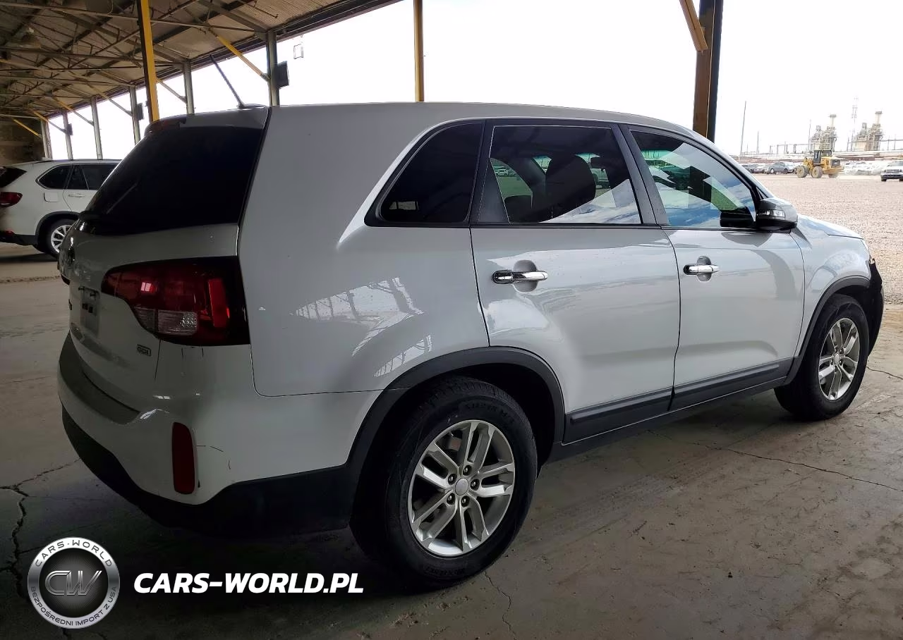 2015 Kia Sorento Lx VIN:5XYKT3A65FG549913 - 3