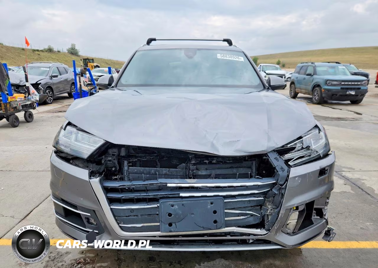 2017 Audi Q7 Premium Plus VIN:WA1LAAF76HD058391 - 5
