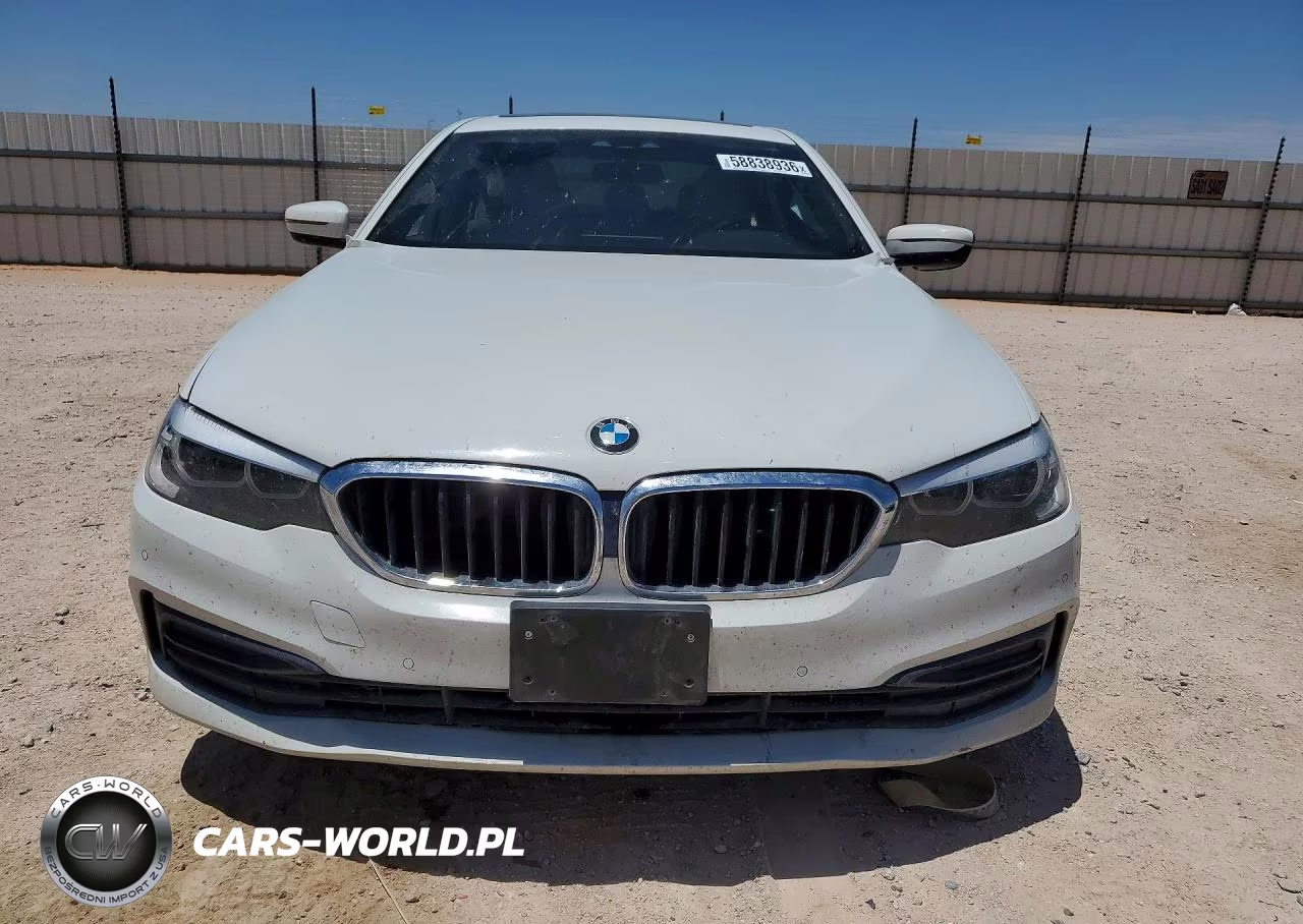 2019 BMW 530 I VIN:WBAJA5C5XKBX86805 - 5