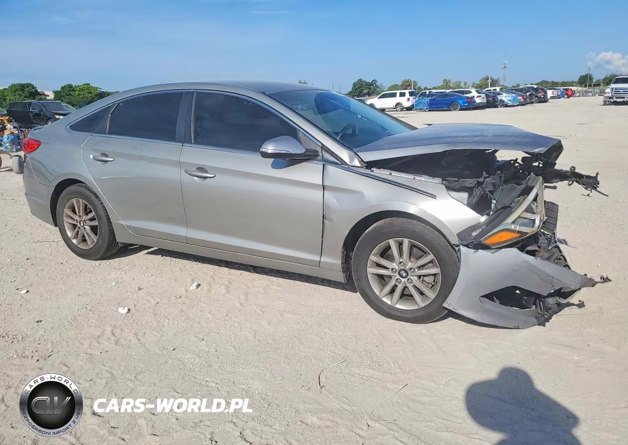 2015 Hyundai Sonata Eco VIN:5NPE24AA4FH114657 - 4