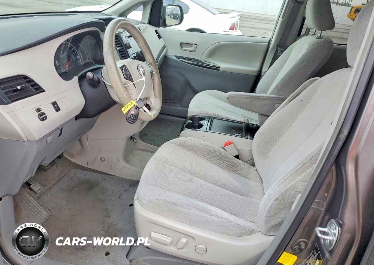 2012 Toyota Sienna Le VIN:5TDKK3DC8CS209092 - 7