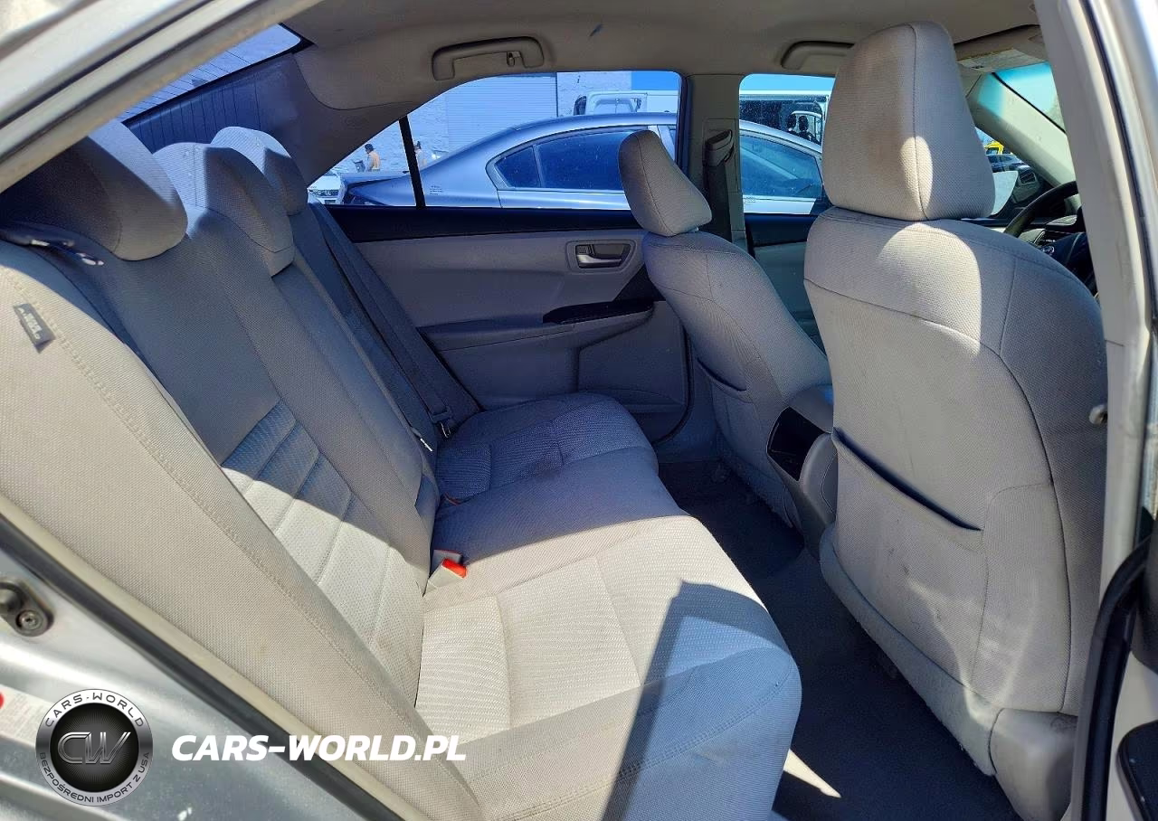 2015 Toyota Camry Le VIN:4T1BF1FK2FU968880 - 10