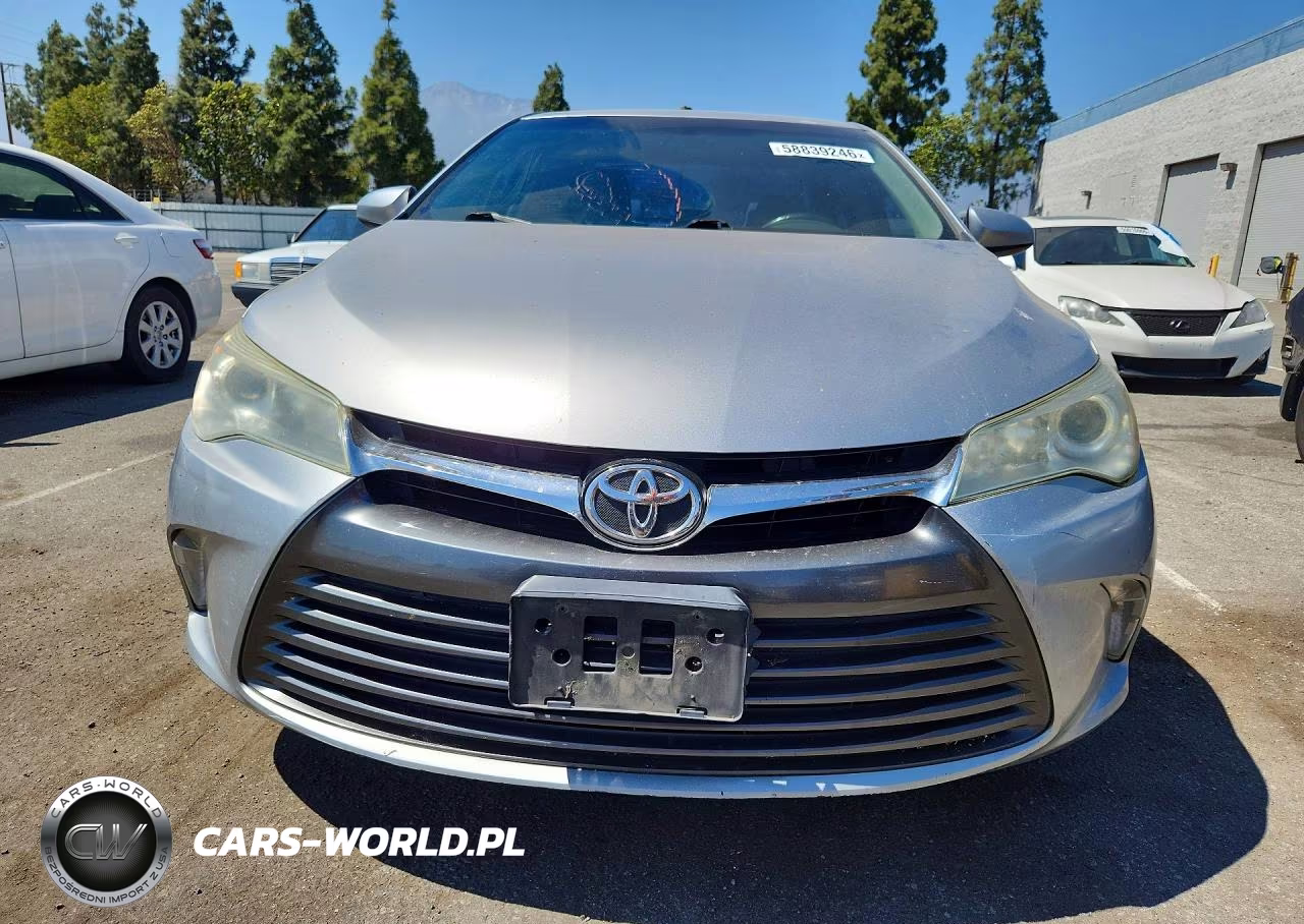 2015 Toyota Camry Le VIN:4T1BF1FK2FU968880 - 5