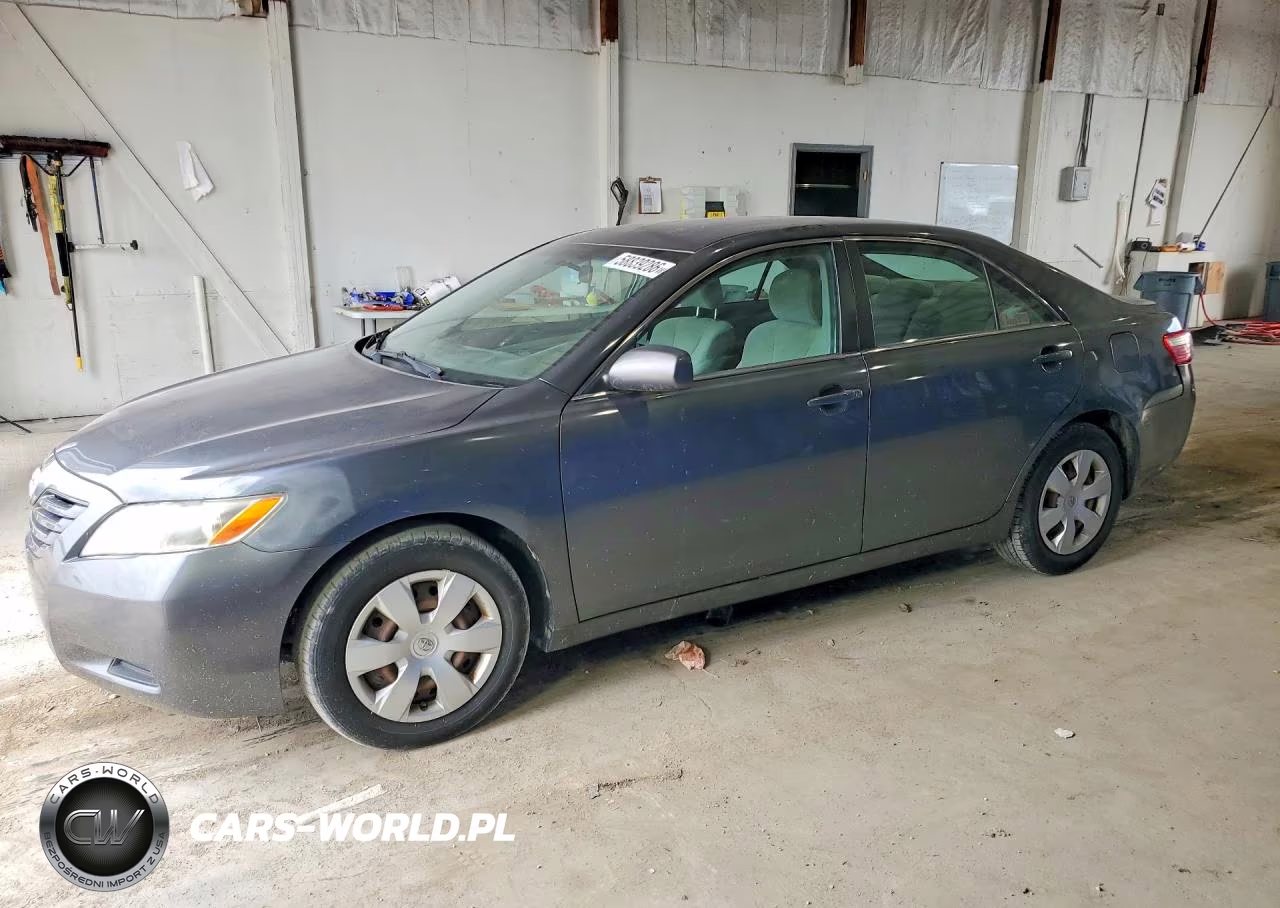 2008 Toyota Camry Le – zdjęcie 1 z 12