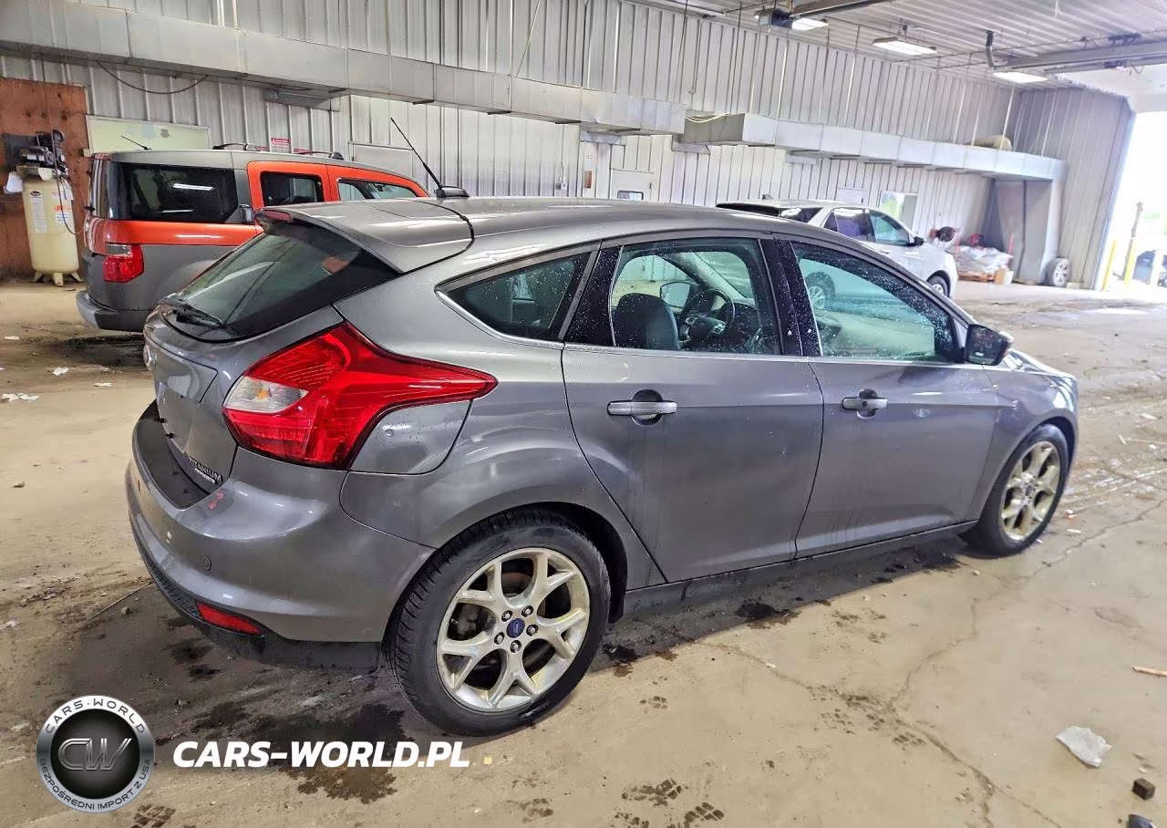 2013 Ford Focus Titanium VIN:1FADP3N20DL300334 - 3