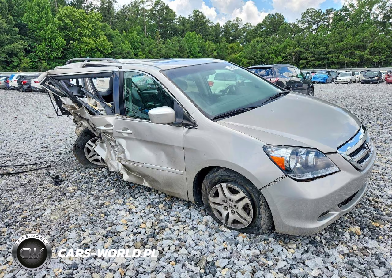 2005 Honda Odyssey Exl VIN:5FNRL38645B017983 - 4