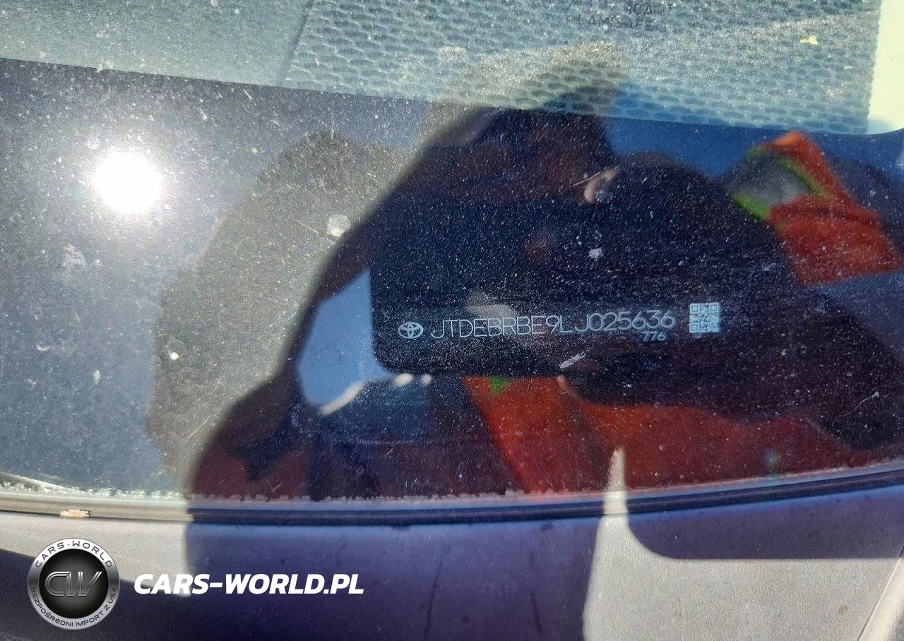 2020 Toyota Corolla Le VIN:JTDEBRBE9LJ025636 - 13