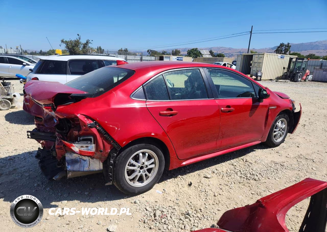 2020 Toyota Corolla Le VIN:JTDEBRBE9LJ025636 - 3