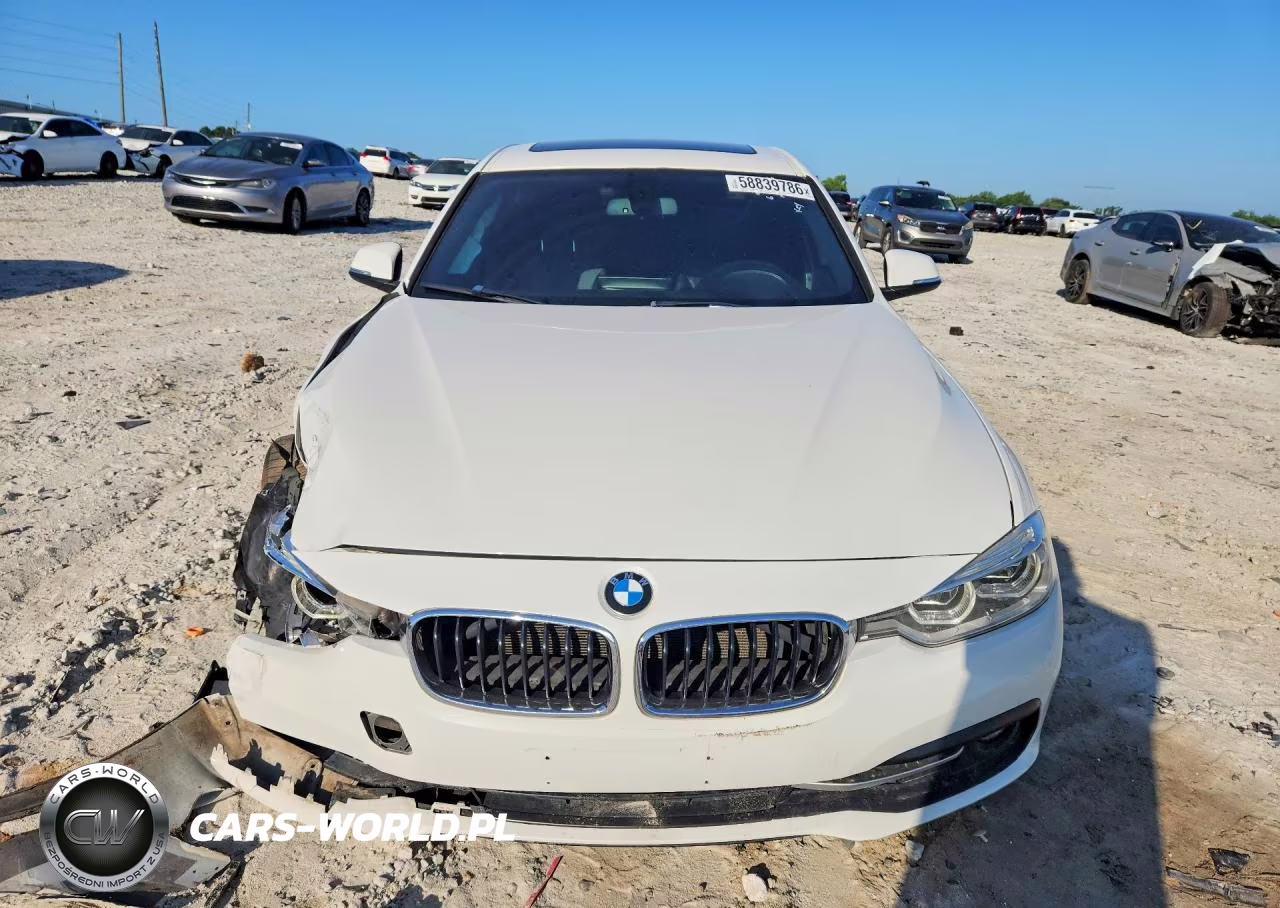 2018 BMW 330 Xi VIN:WBA8D9G55JNU67302 - 5