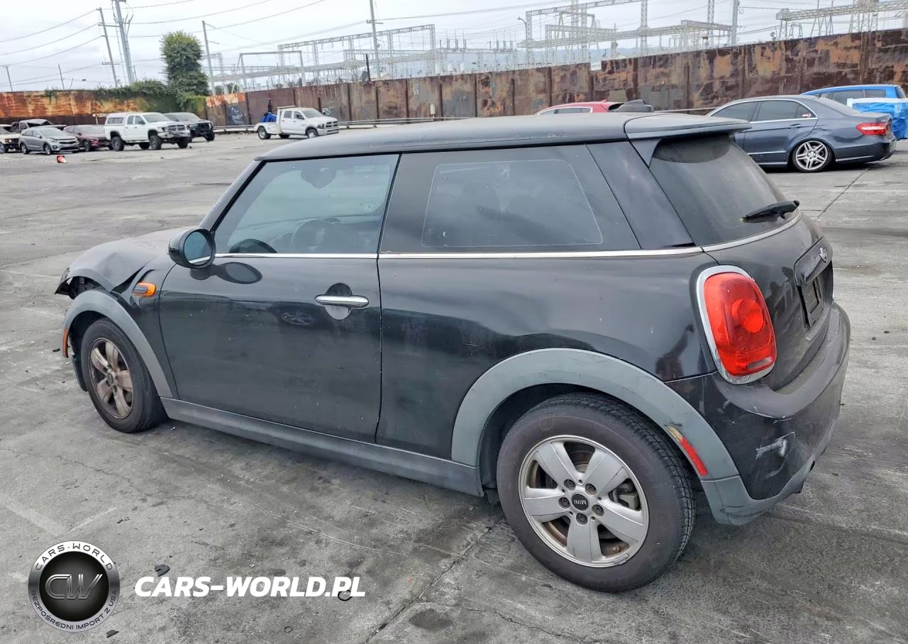 2016 Mini Cooper VIN:WMWXP5C56GT739233 - 2