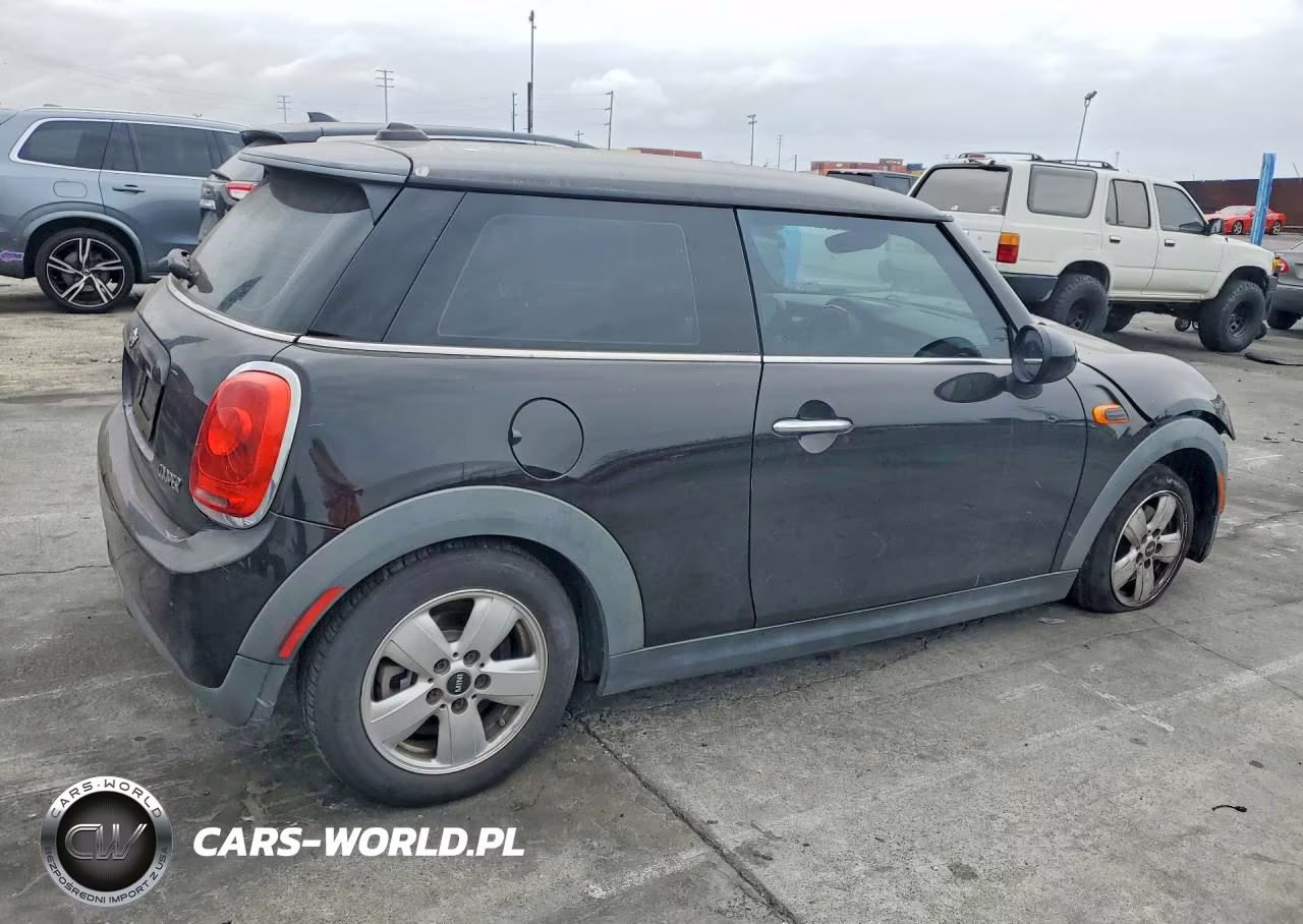 2016 Mini Cooper VIN:WMWXP5C56GT739233 - 3
