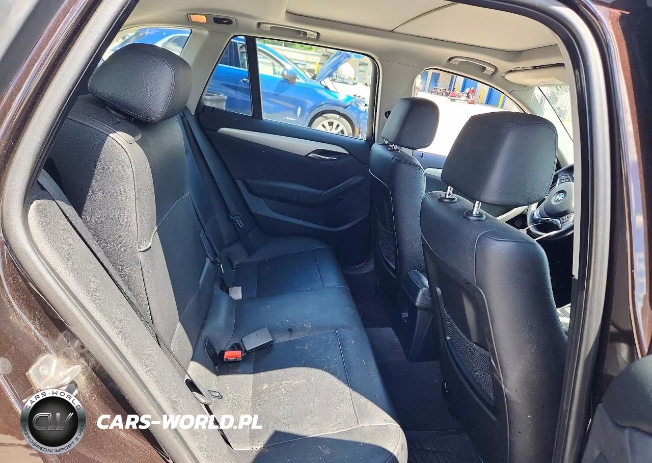 2015 BMW X1 xDrive28I VIN:WBAVL1C52FVY26531 - 11