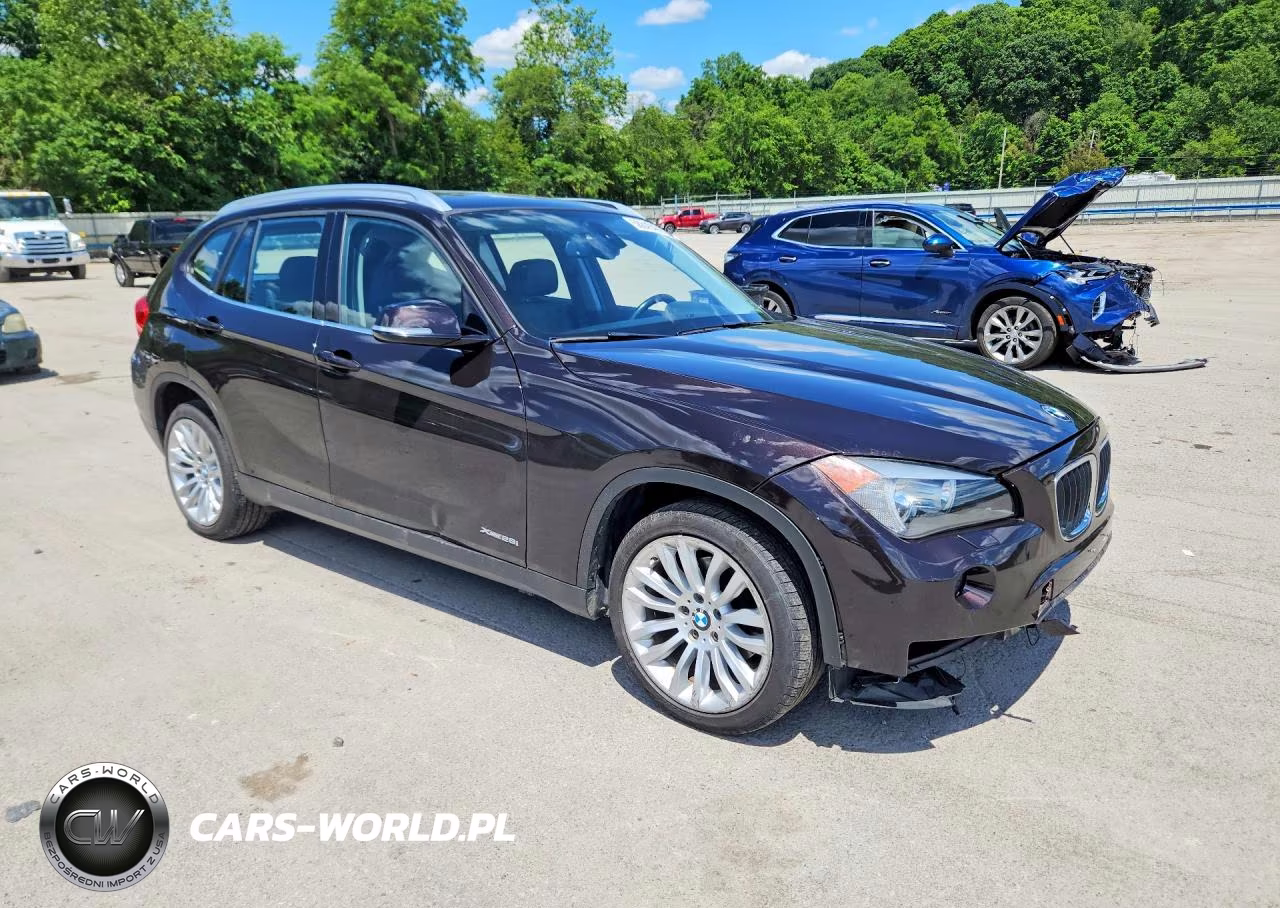2015 BMW X1 xDrive28I VIN:WBAVL1C52FVY26531 - 4