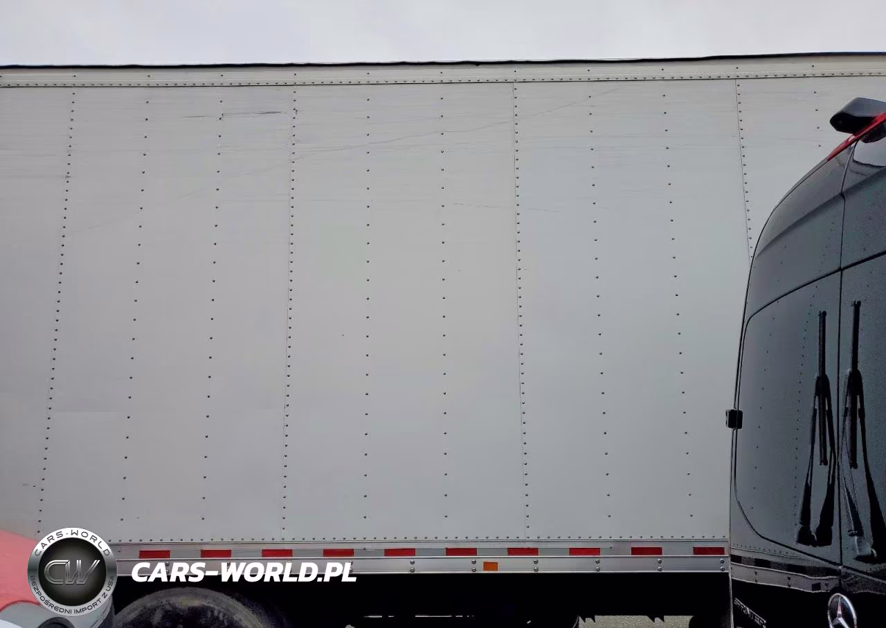 2020 Freightliner Business Class M2 Box Truck VIN:3ALHCYD28LDMG5318 - 11