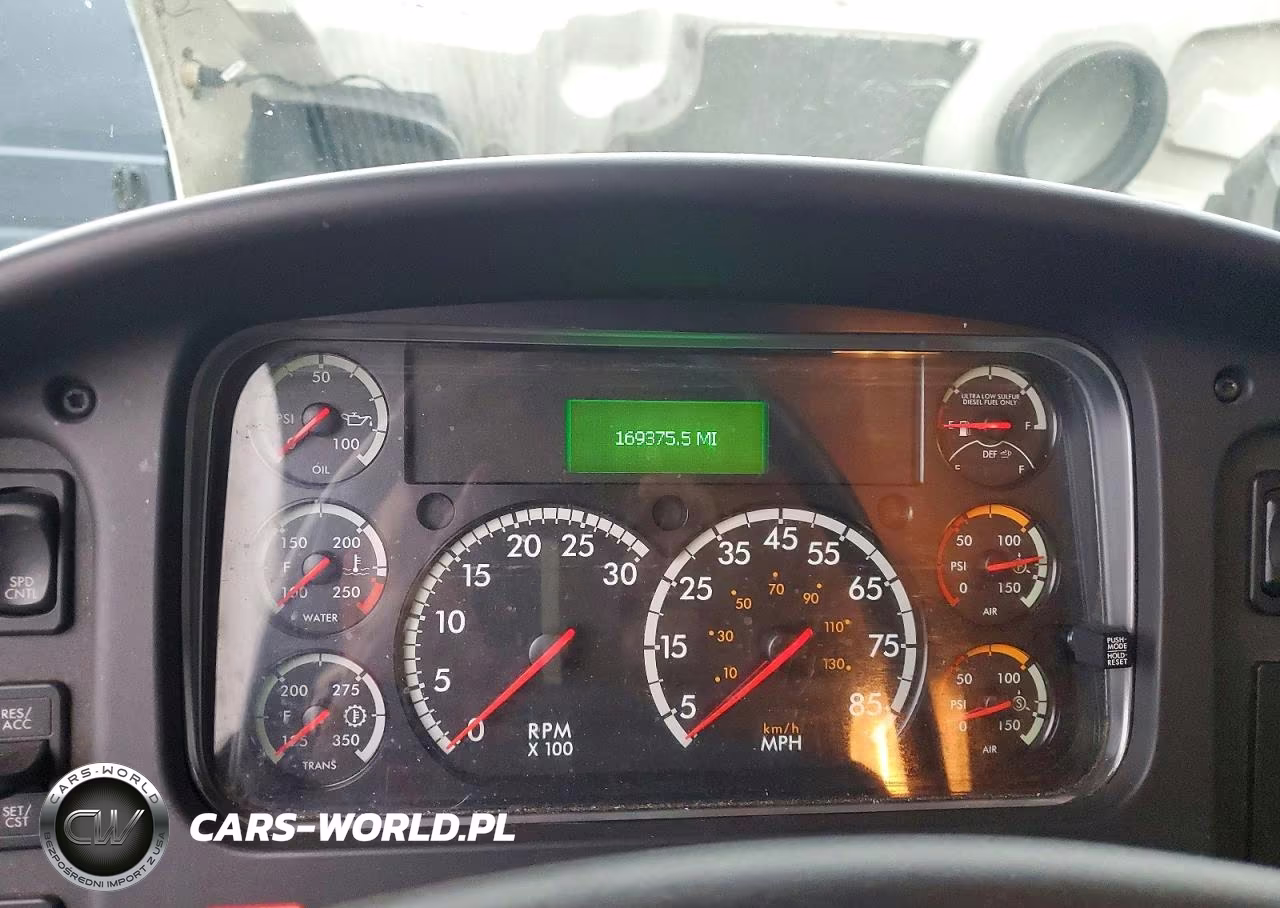 2020 Freightliner Business Class M2 Box Truck VIN:3ALHCYD28LDMG5318 - 9