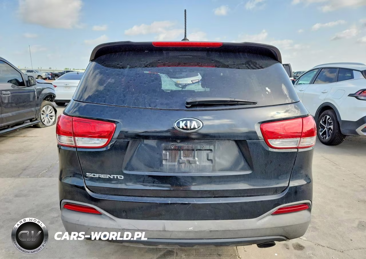 2017 Kia Sorento Lx VIN:5XYPG4A3XHG220617 - 6