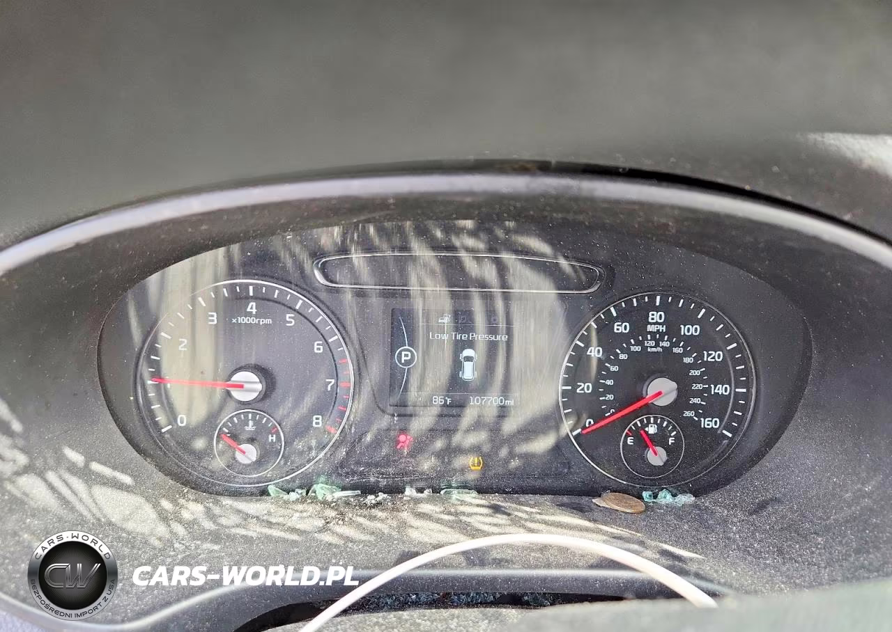 2017 Kia Sorento Lx VIN:5XYPG4A3XHG220617 - 9