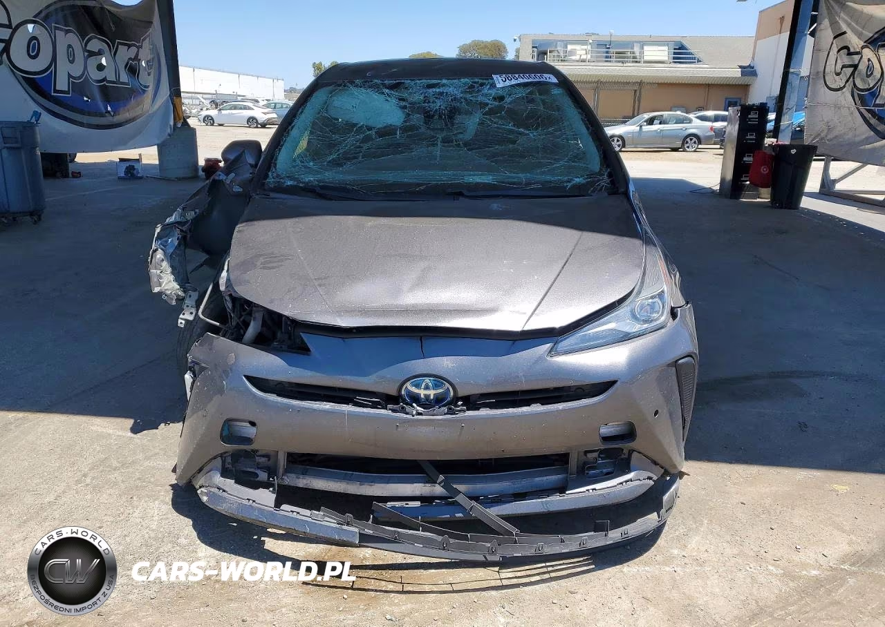 2020 Toyota Prius Le VIN:JTDKARFU0L3109159 - 5