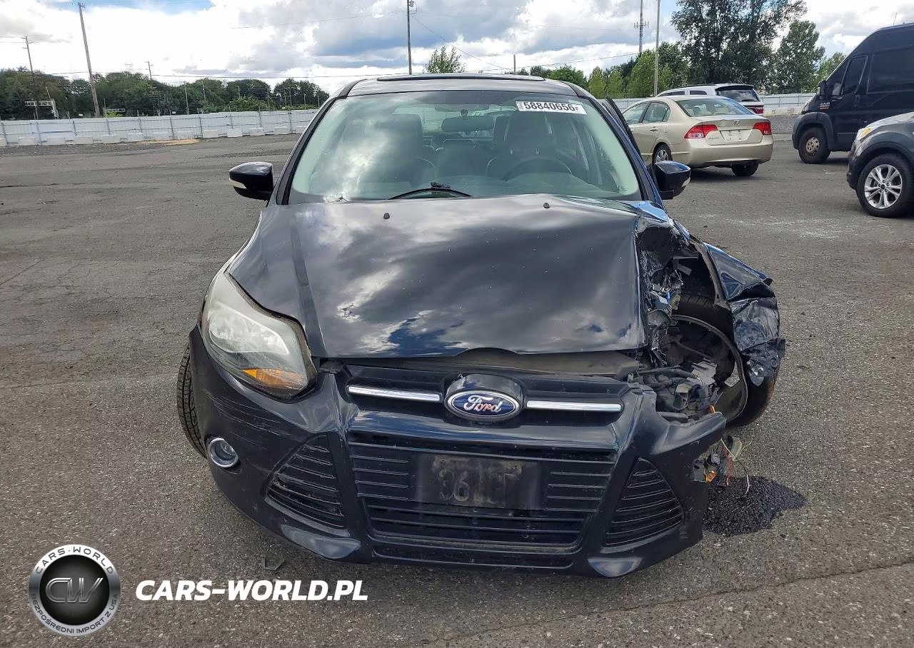 2013 Ford Focus Titanium VIN:1FADP3N21DL184917 - 5