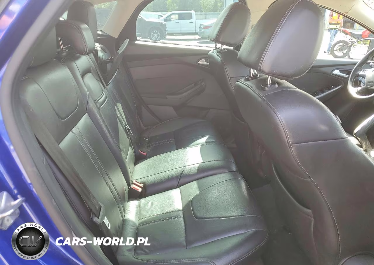 2013 Ford Focus Titanium VIN:1FADP3N2XDL121640 - 10