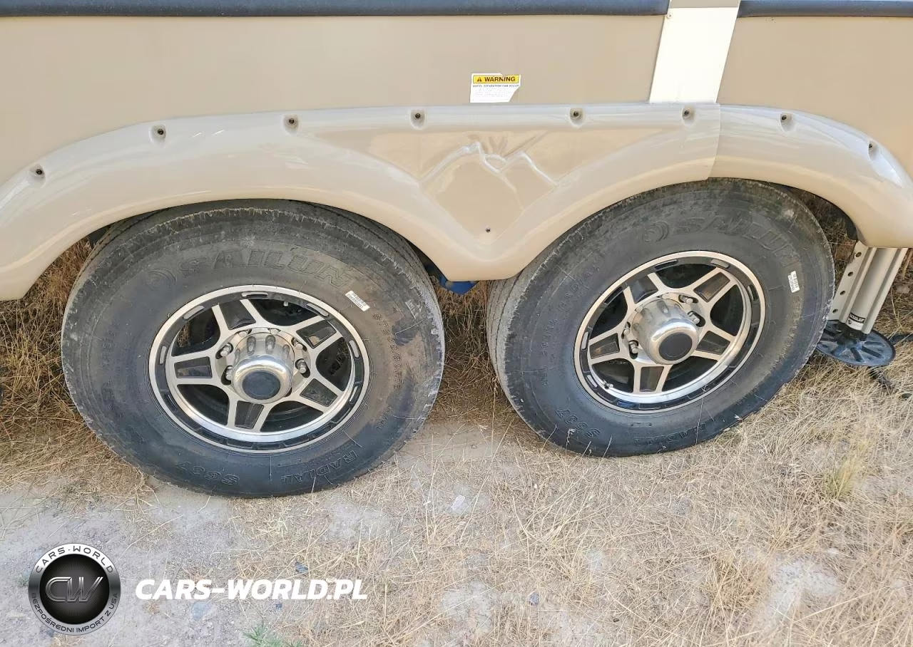 2019 Kyrv Montana Fi VIN:4YDF37927K4703344 - 8